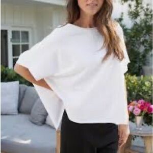 Frank & Eileen Olive Capelet - White - OS